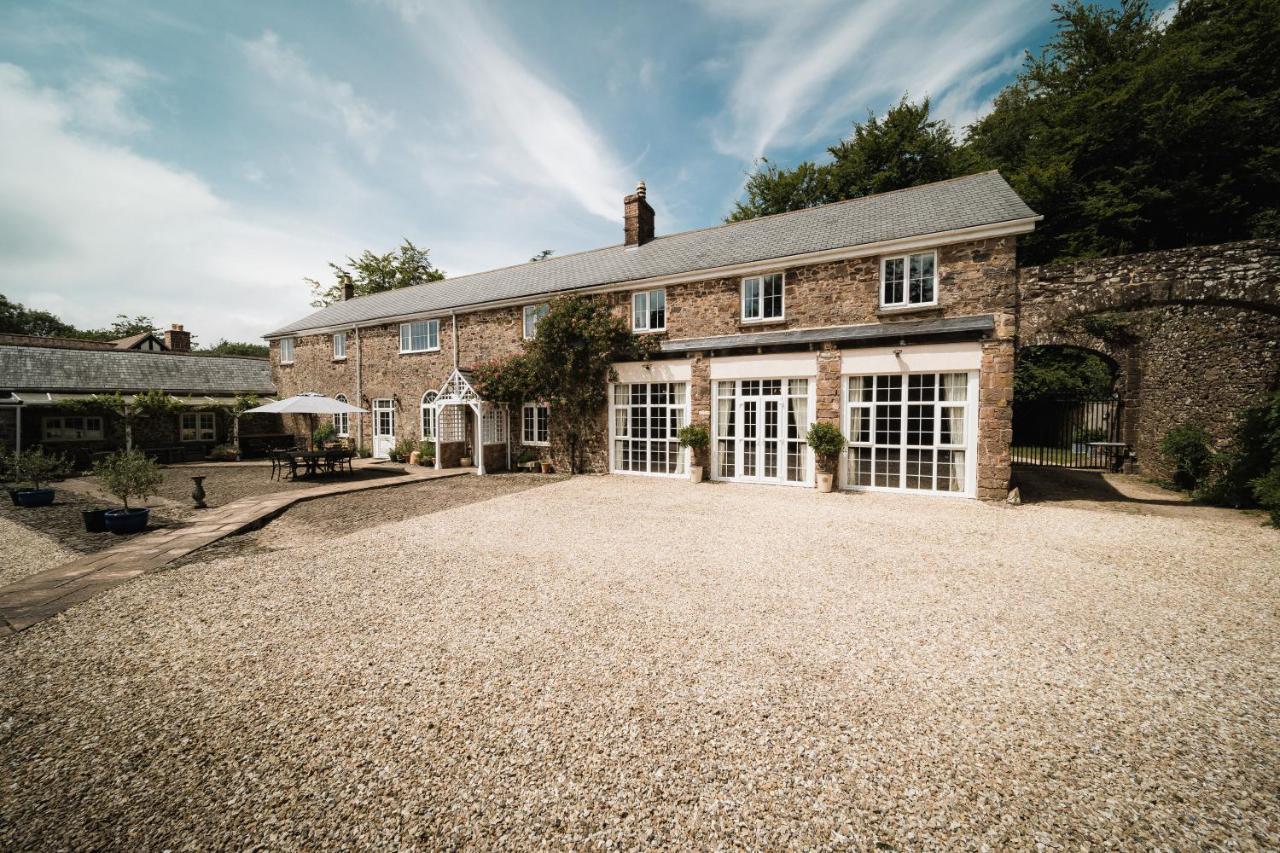 Stoodleigh Court Coach House Bed & Breakfast Tiverton  Exterior photo