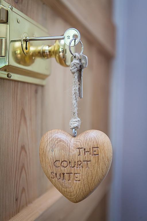 Stoodleigh Court Coach House Bed & Breakfast Tiverton  Exterior photo